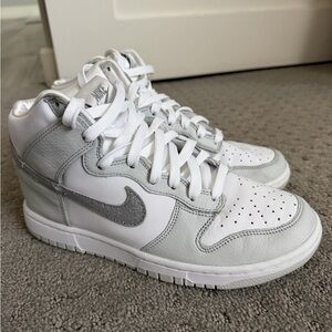 Nike Wmns Dunk High Silver Glitter Swoosh